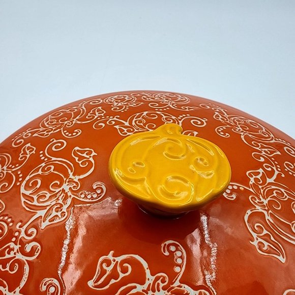Tara Temptations Pumpkin Floral Lace Serving Bowl w Lid Ovenware Orange 3 quart - Picture 10 of 15